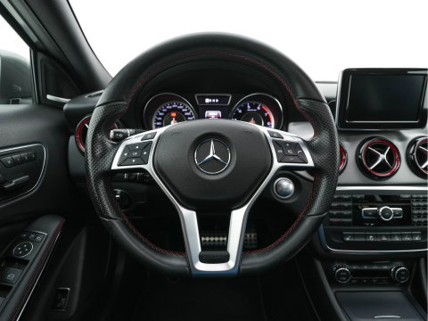 Mercedes-Benz GLA AMG 45 4MATIC Aut.*PANO | XENON | LEATHER-ALCANTARA | MEMORY-PACK | HARMAN/KARDON | KEYLESS |  CAMERA | SPORTSEATS | HEATED-SEATS | NAVI-FULLMAP | SHIFTPADDLES  | ECC | PDC | CRUISE | 20''ALU*
