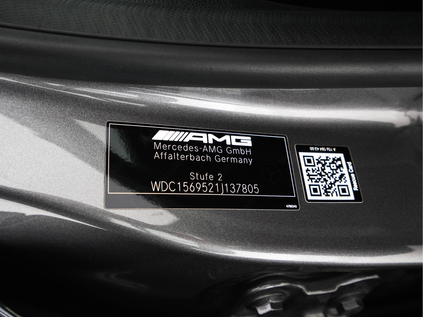Mercedes-Benz GLA AMG 45 4MATIC Aut.*PANO | XENON | LEATHER-ALCANTARA | MEMORY-PACK | HARMAN/KARDON | KEYLESS |  CAMERA | SPORTSEATS | HEATED-SEATS | NAVI-FULLMAP | SHIFTPADDLES  | ECC | PDC | CRUISE | 20''ALU*