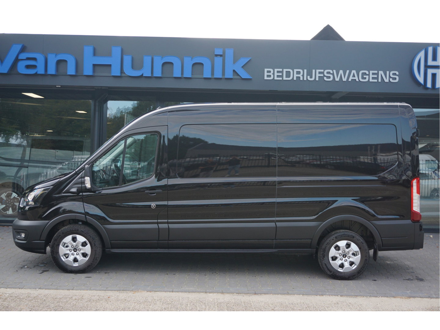 Ford Transit 350L L3H2 Trend AUT-10 RWD 165PK BPM VRIJ 3.5T Trekhaak, Navi, Adap. Cruise, 360° Cam!! NR. A146