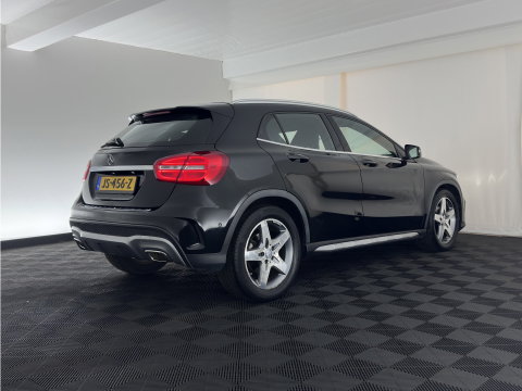 Mercedes-Benz GLA 180 d AMG (INCL.BTW) Aut. *LEATHER-MICROFIBRE | XENON | MEMORY-PACK | HEATED-SPORTSEATS | SHIFT-PADDLES | NAVI-FULLMAP | ECC | PDC | CRUISE | 18''ALU*