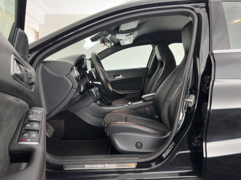 Mercedes-Benz GLA 180 d AMG (INCL.BTW) Aut. *LEATHER-MICROFIBRE | XENON | MEMORY-PACK | HEATED-SPORTSEATS | SHIFT-PADDLES | NAVI-FULLMAP | ECC | PDC | CRUISE | 18''ALU*
