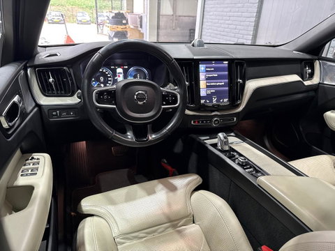 Volvo XC60 T8 Twin Engine Inscription | Luchtvering | Bowers&Wilkins | Panoramadak | Stoelventilatie | Trekhaak | 360° Camera