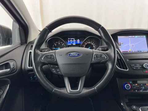 Ford FOCUS Wagon 1.5 TDCI Titanium Aut. *NAVI-FULLMAP | HEATED-COMFORTSEATS | BLIND-SPOT | CAMERA | KEYLESS | PRIVACY-GLASS | ECC | PDC | CRUISE | 17''ALU*