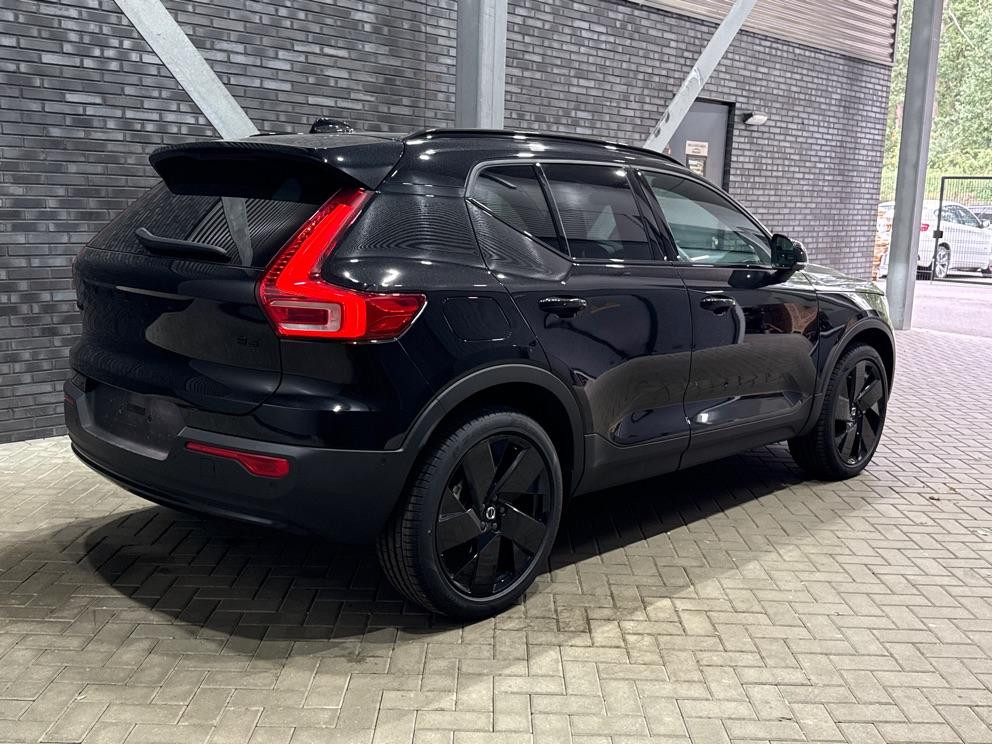 Volvo XC40 2.0 B3 Plus Black Edition | Harman/Kardon | BLIS | 360° Camera | Pilot Assist | Stoel+Stuurverwarming | Memory | ACC | 20 Inch