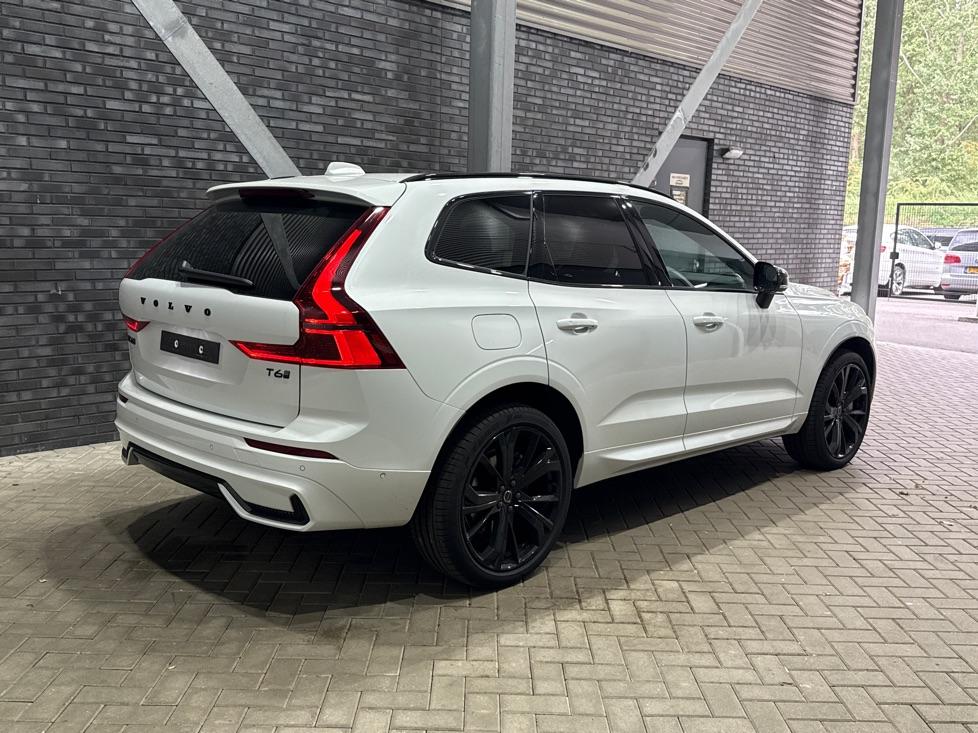 Volvo XC60 T6 Plus Black Edition | Harman/Kardon | Panoramadak | Head-Up | 360° Camera | ACC | 21 Inch