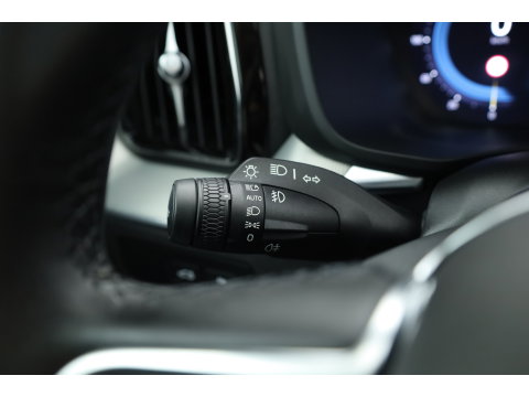Volvo XC60 2.0 T8 455PK Plug-in hybrid AWD Plus Dark | Long Range | 360 Camera | Pano-dak | Harman /  Kardon Audio | ACC |