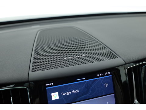 Volvo XC60 2.0 T8 455PK Plug-in hybrid AWD Plus Dark | Long Range | 360 Camera | Pano-dak | Harman /  Kardon Audio | ACC |