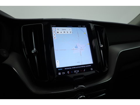 Volvo XC60 2.0 T8 455PK Plug-in hybrid AWD Plus Dark | Long Range | 360 Camera | Pano-dak | Harman /  Kardon Audio | ACC |