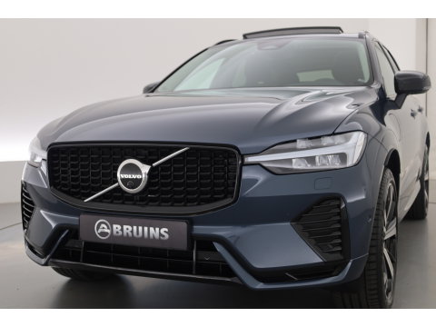 Volvo XC60 2.0 T8 455PK Plug-in hybrid AWD Plus Dark | Long Range | 360 Camera | Pano-dak | Harman /  Kardon Audio | ACC |
