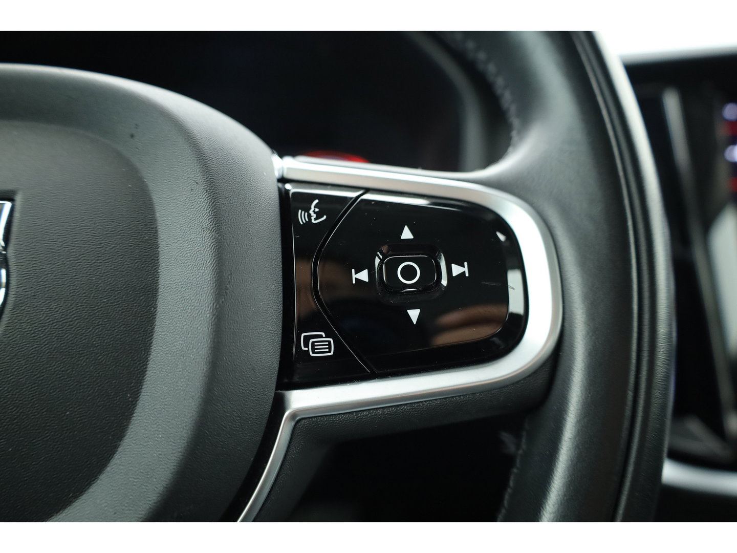 Volvo V60 2.0 T6 Recharge AWD R-Design Expr. | Trekhaak | Cruise | Stoel- & Stuurverw. |