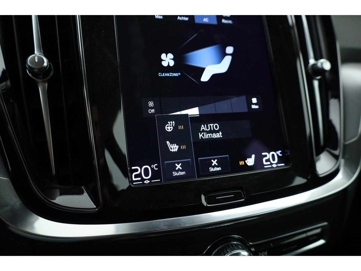 Volvo V60 2.0 T6 Recharge AWD R-Design Expr. | Trekhaak | Cruise | Stoel- & Stuurverw. |