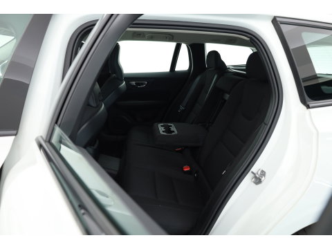 Volvo V60 2.0 T6 Recharge AWD R-Design Expr. | Trekhaak | Cruise | Stoel- & Stuurverw. |