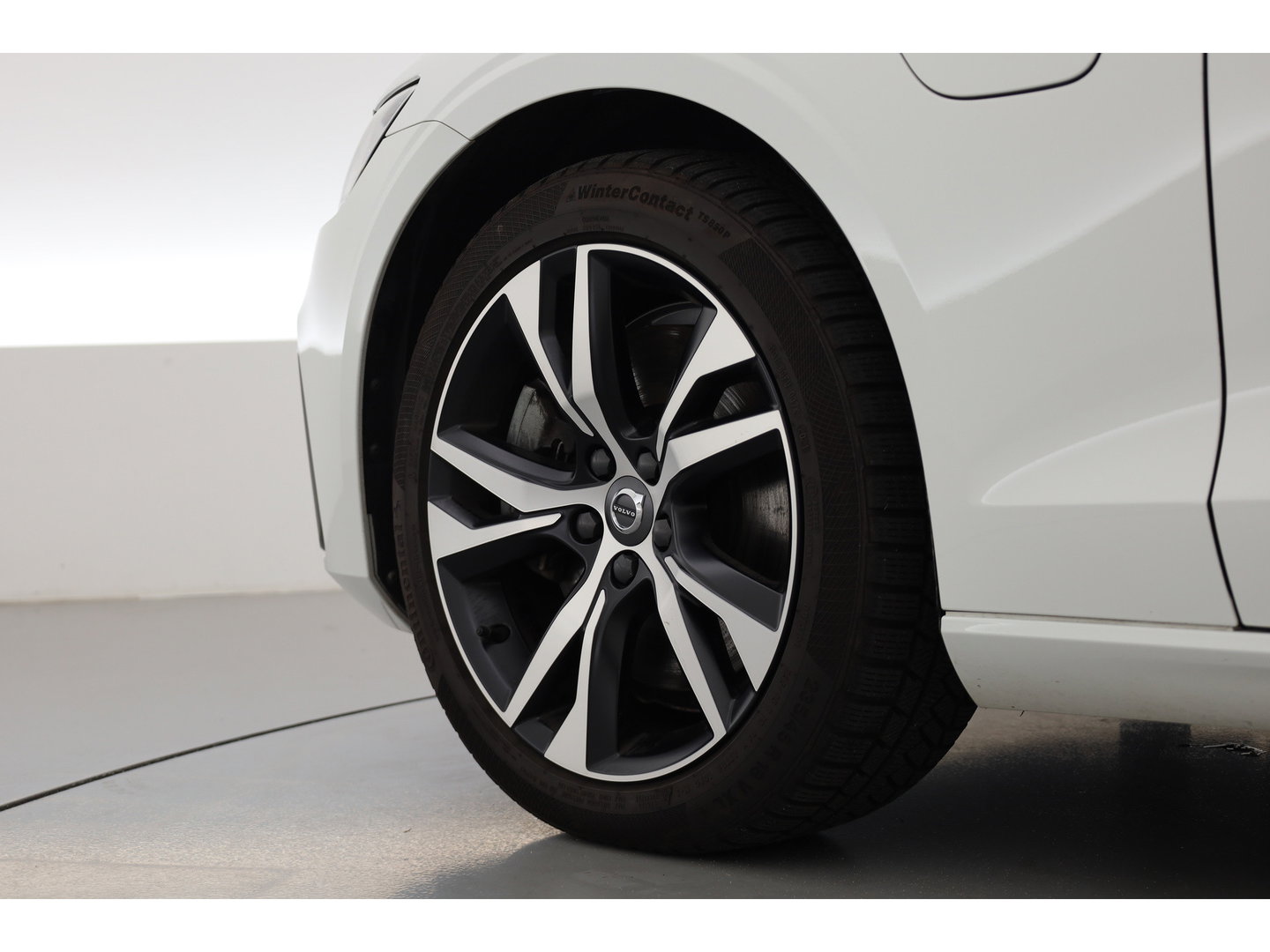 Volvo V60 2.0 T6 Recharge AWD R-Design Expr. | Trekhaak | Cruise | Stoel- & Stuurverw. |