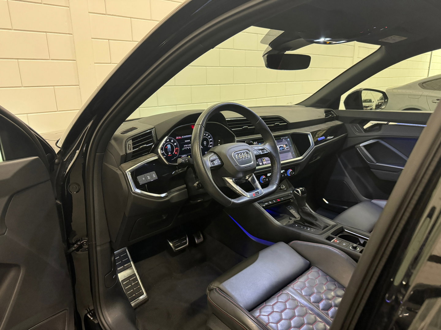 Audi RSQ3 Sportback Pano|Keyles|B&O|RS Seat|Camera|Sfeer|VOL