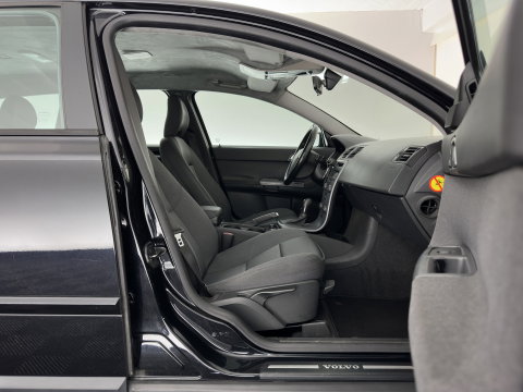 Volvo V50 1.8 Elan *COMFORT-SEATS | ECC | CRUISE | 17''ALU | TOWBAR*