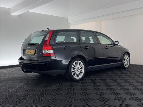 Volvo V50 1.8 Elan *COMFORT-SEATS | ECC | CRUISE | 17''ALU | TOWBAR*