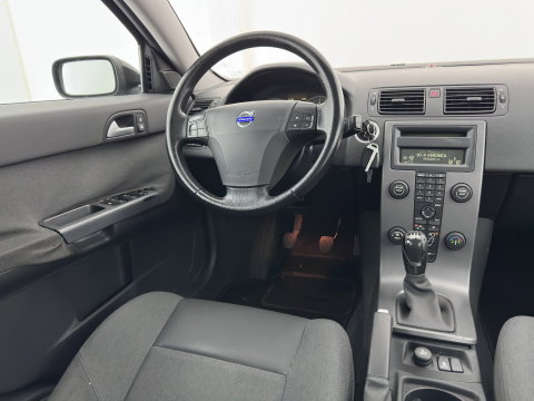 Volvo V50 1.8 Elan *COMFORT-SEATS | ECC | CRUISE | 17''ALU | TOWBAR*