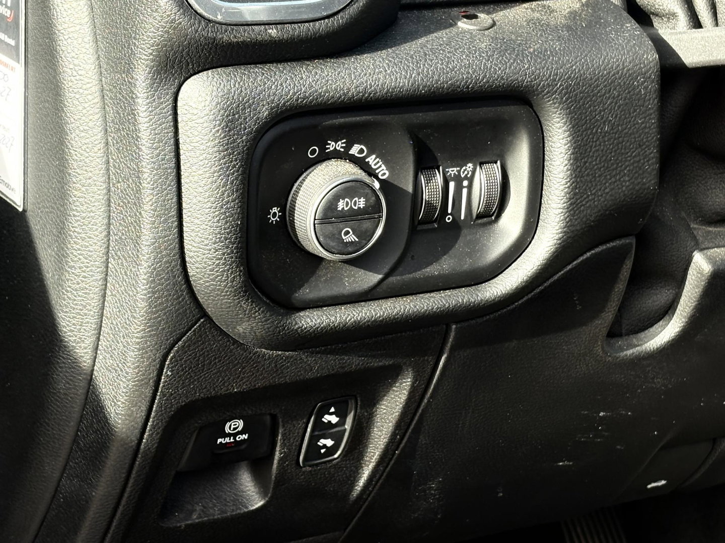 Dodge Ram Pick-Up 1500 5.7 V8 4x4 Crew Cab Laramie | Prinz | GROOT SCHERM | NETTE AUTO