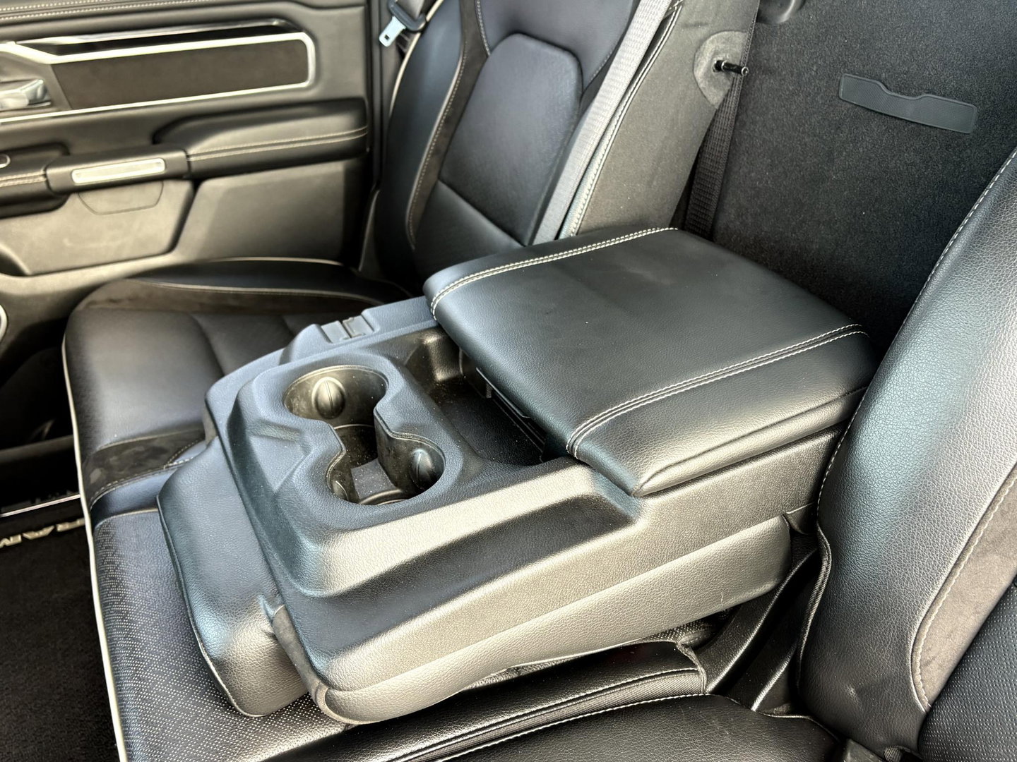 Dodge Ram Pick-Up 1500 5.7 V8 4x4 Crew Cab Laramie | Prinz | GROOT SCHERM | NETTE AUTO