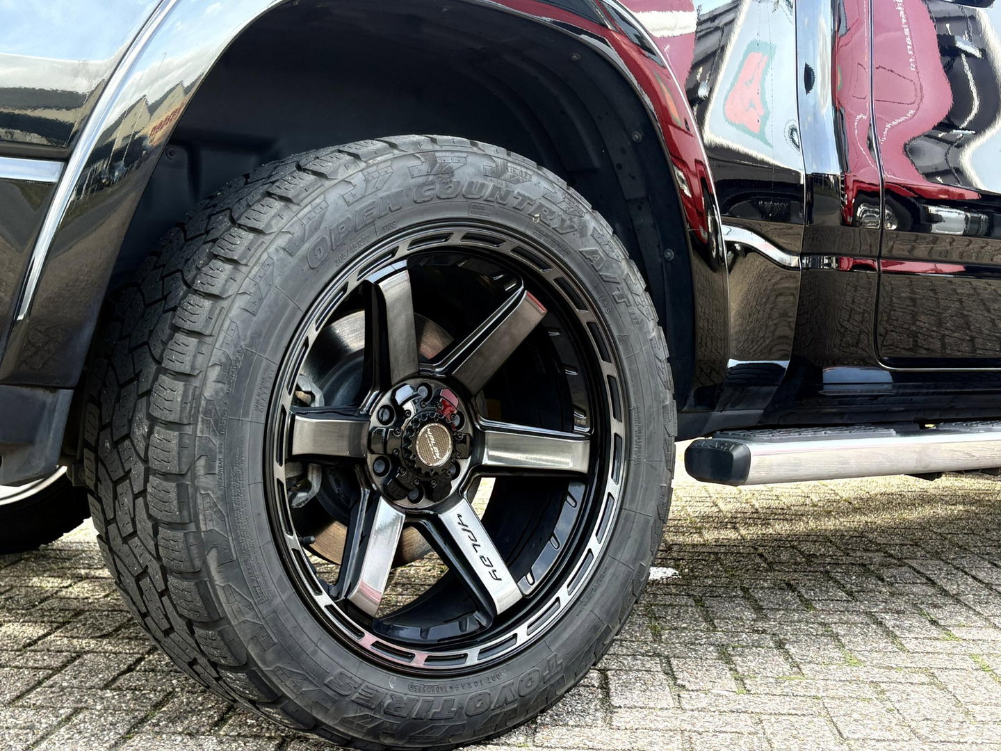 Dodge Ram Pick-Up 1500 5.7 V8 4x4 Crew Cab Laramie | Prinz | GROOT SCHERM | NETTE AUTO