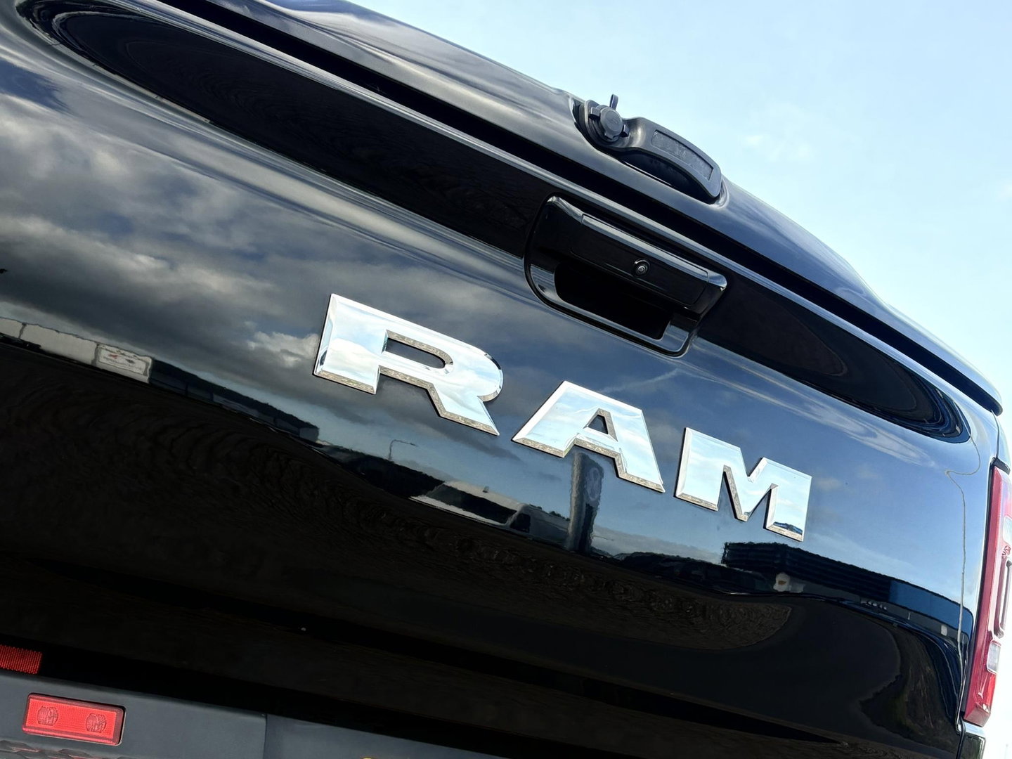 Dodge Ram Pick-Up 1500 5.7 V8 4x4 Crew Cab Laramie | Prinz | GROOT SCHERM | NETTE AUTO