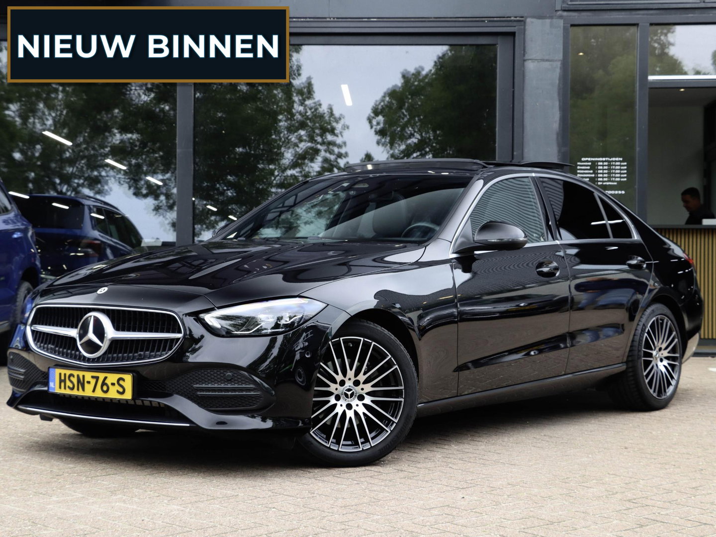 Mercedes-Benz C-Klasse 180 Star Edition LIMITED | Pano | Trekhaak | Distronic