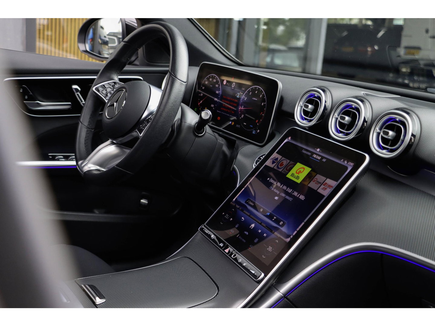 Mercedes-Benz C-Klasse 180 Star Edition LIMITED | Pano | Trekhaak | Distronic