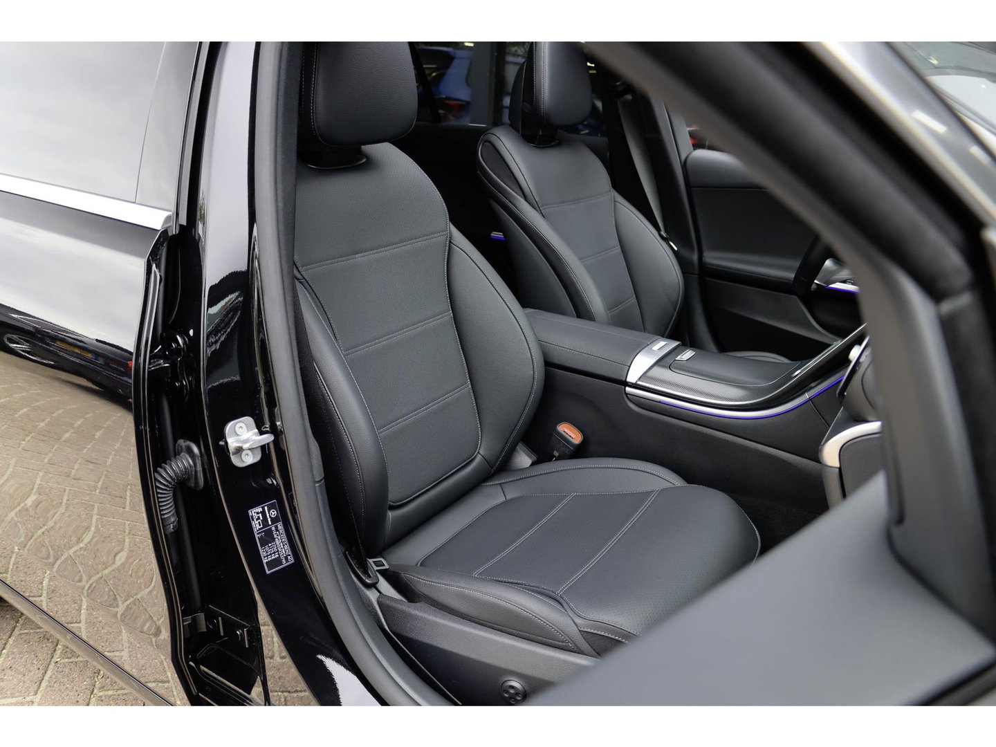 Mercedes-Benz C-Klasse 180 Star Edition LIMITED | Pano | Trekhaak | Distronic