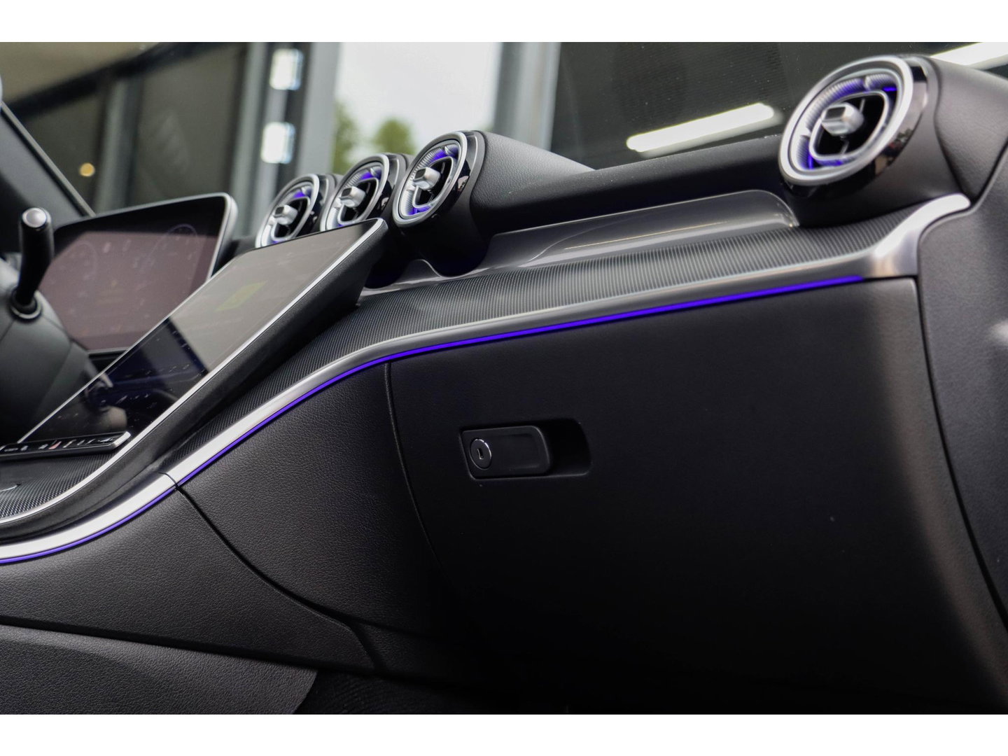 Mercedes-Benz C-Klasse 180 Star Edition LIMITED | Pano | Trekhaak | Distronic
