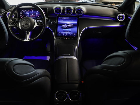 Mercedes-Benz C-Klasse 180 Star Edition LIMITED | Pano | Trekhaak | Distronic