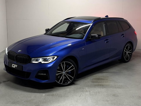 BMW 3 Serie Touring 330e xDrive M-Sport Pano Laser Kuipstoelen
