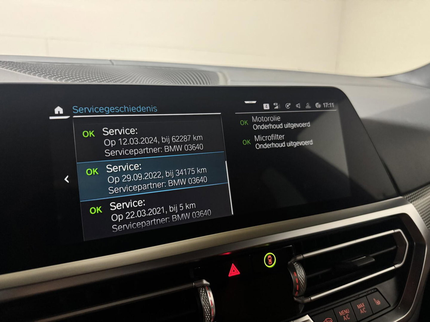 BMW 3 Serie Touring 330e xDrive M-Sport Pano Laser Kuipstoelen