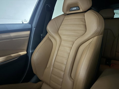 BMW 3 Serie Touring 330e xDrive M-Sport Pano Laser Kuipstoelen