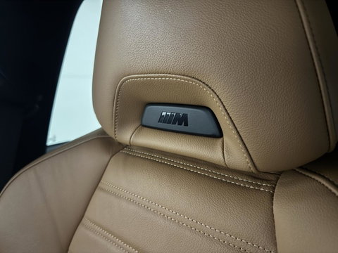 BMW 3 Serie Touring 330e xDrive M-Sport Pano Laser Kuipstoelen