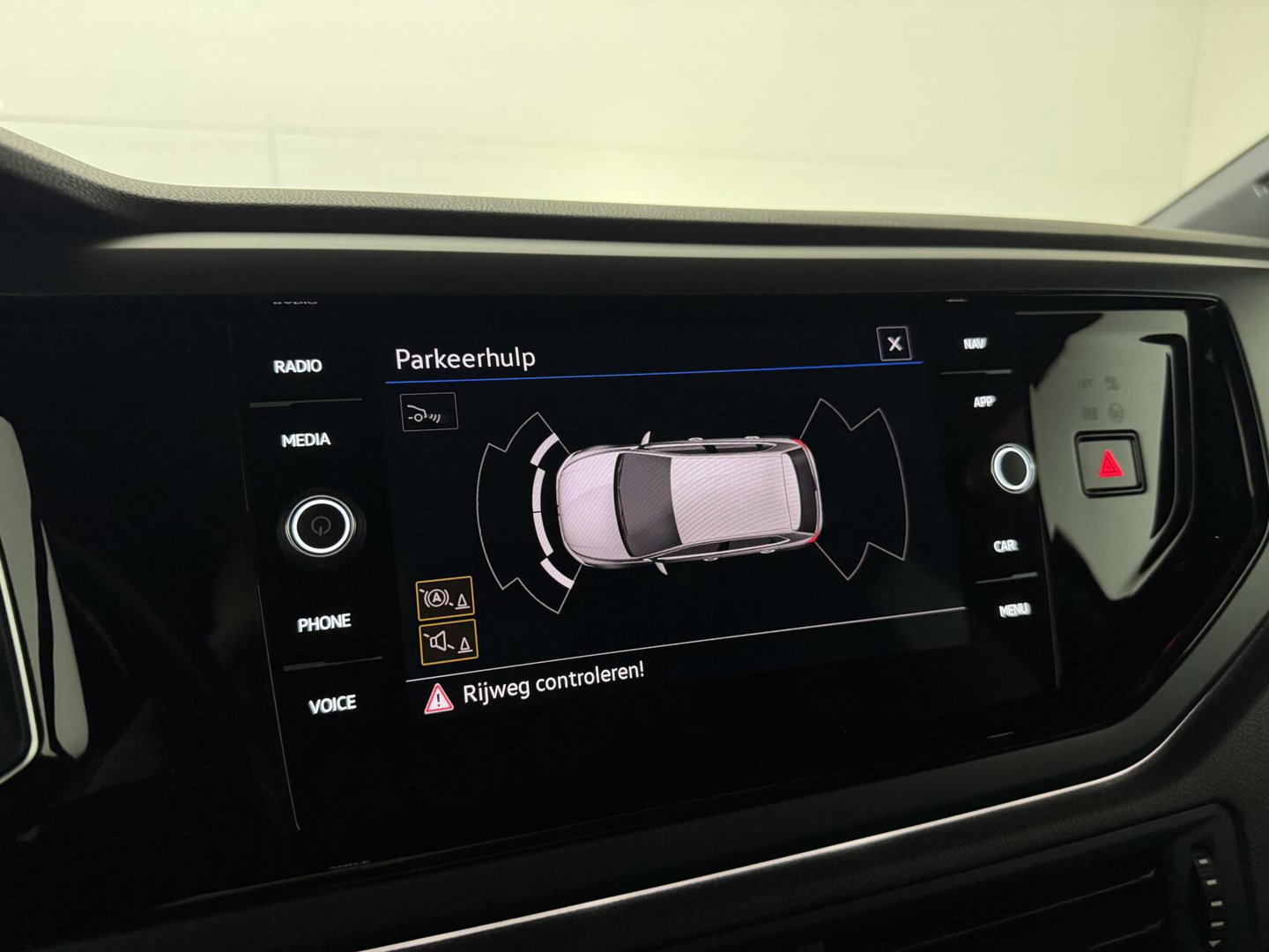 Volkswagen Polo 1.0 TSI R-Line Pano DSG Virtual Carplay Camera