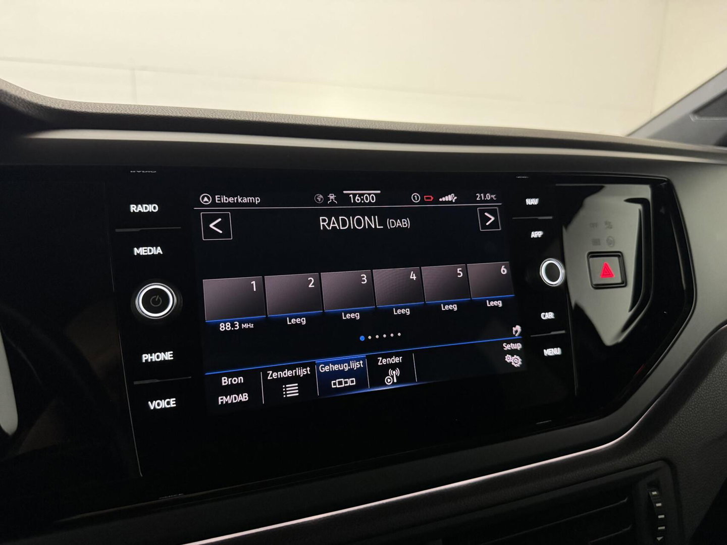 Volkswagen Polo 1.0 TSI R-Line Pano DSG Virtual Carplay Camera