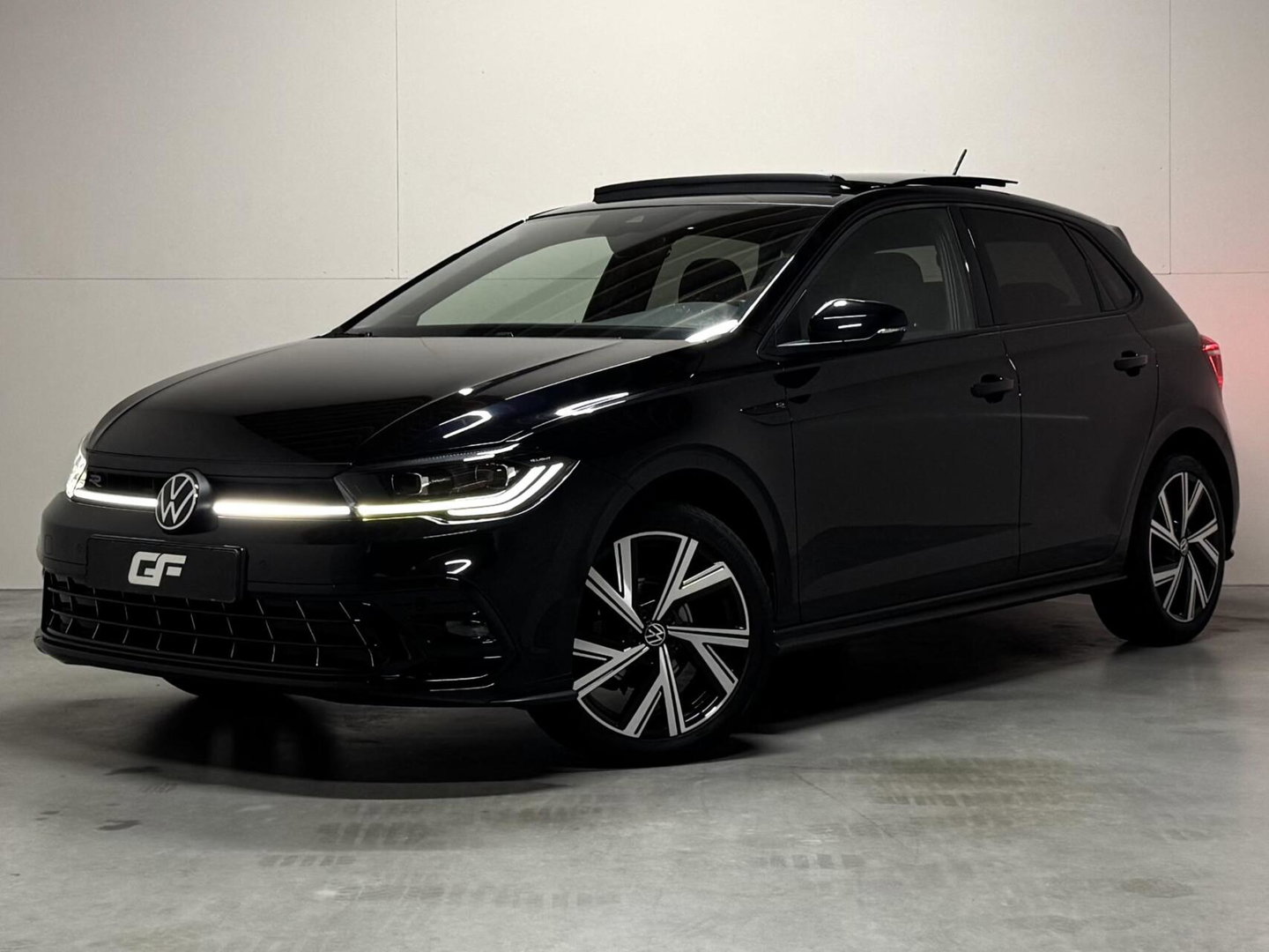 Volkswagen Polo 1.0 TSI R-Line Pano DSG Virtual Carplay Camera