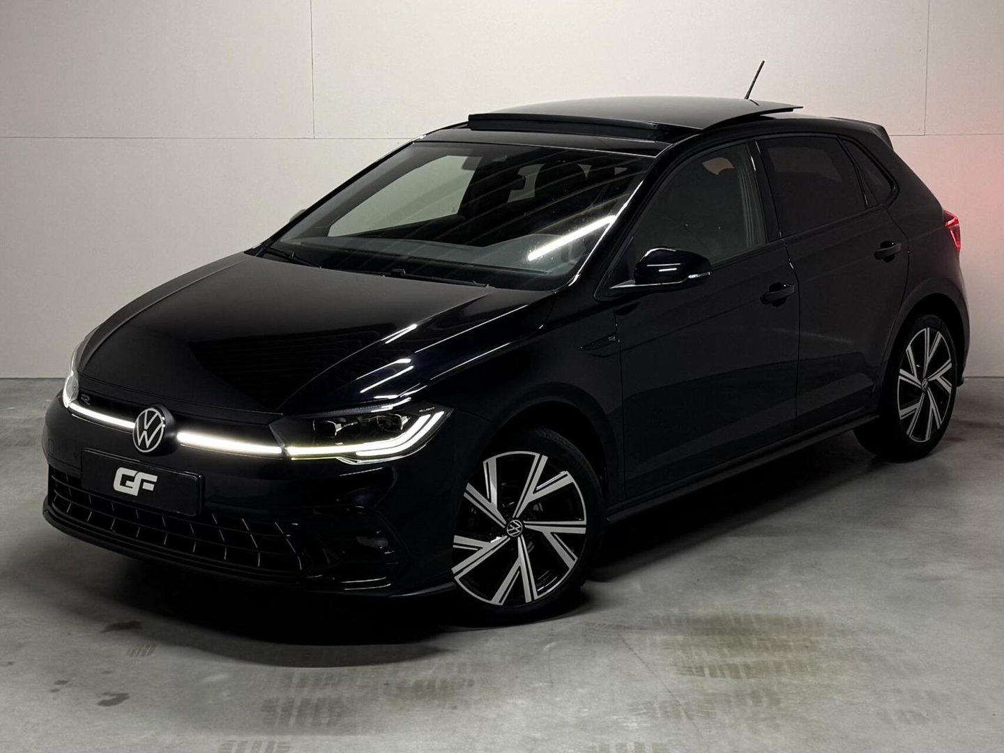 Volkswagen Polo 1.0 TSI R-Line Pano DSG Virtual Carplay Camera