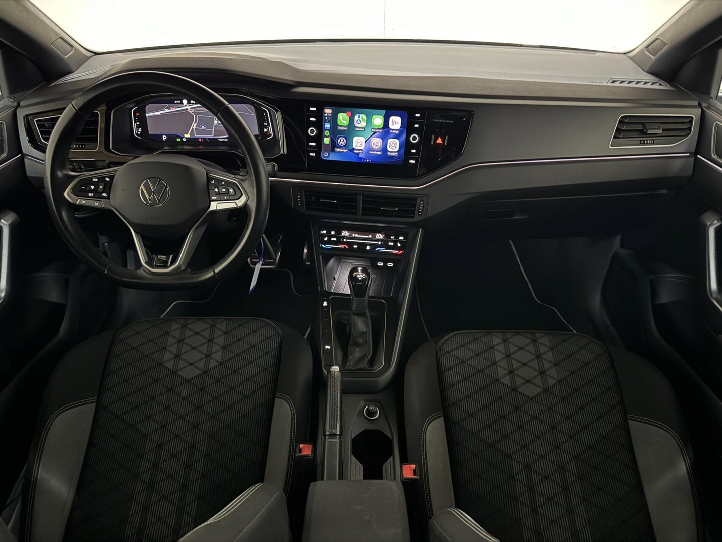 Volkswagen Polo 1.0 TSI R-Line Pano DSG Virtual Carplay Camera