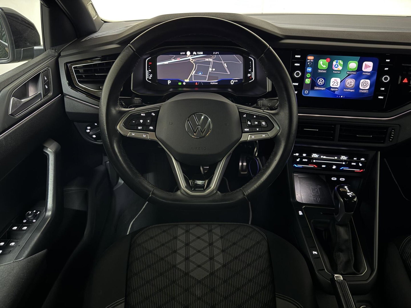 Volkswagen Polo 1.0 TSI R-Line Pano DSG Virtual Carplay Camera