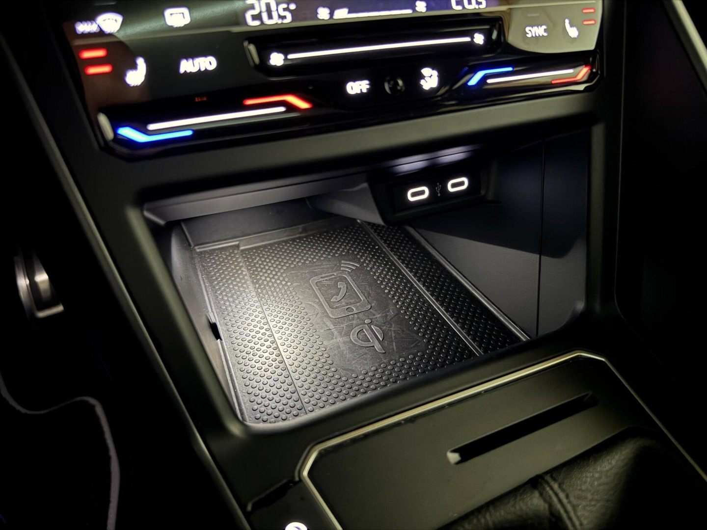Volkswagen Polo 1.0 TSI R-Line Pano DSG Virtual Carplay Camera