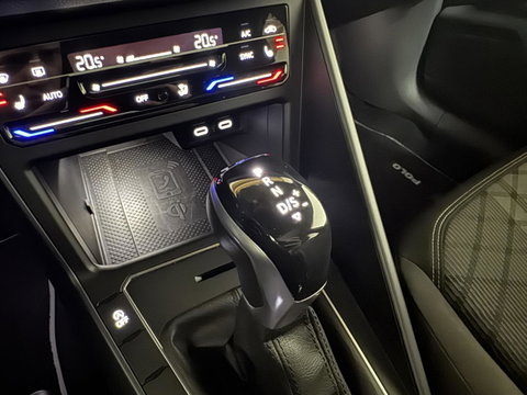 Volkswagen Polo 1.0 TSI R-Line Pano DSG Virtual Carplay Camera