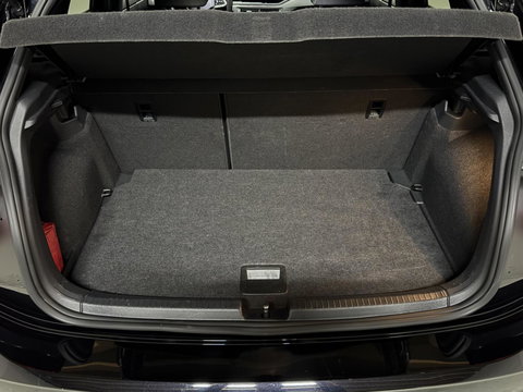 Volkswagen Polo 1.0 TSI R-Line Pano DSG Virtual Carplay Camera
