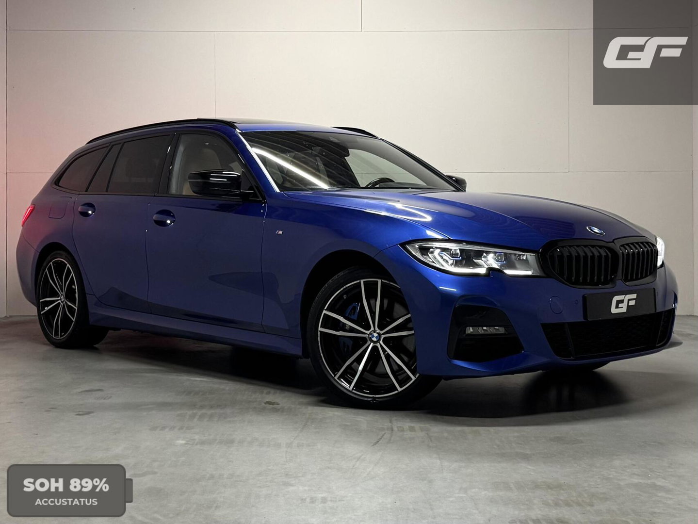 BMW 3 Serie Touring 330e xDrive M-Sport Pano Laser Kuipstoelen