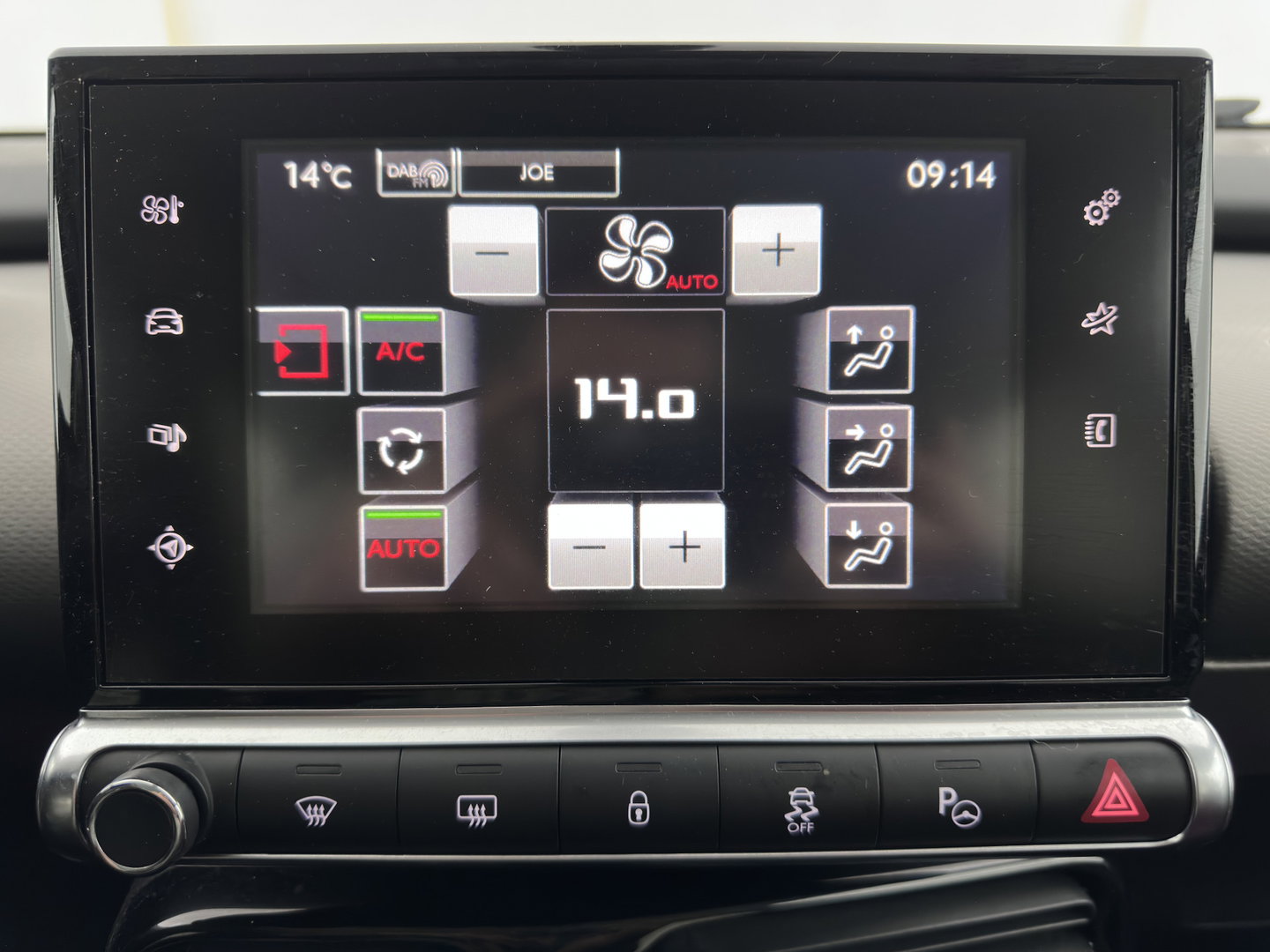 Citroën C4 Cactus 1.6 BlueHDi Business Plus *PANO | NAVI-FULLMAP | CAMERA | ECC | PRIVACY-GLASS | PDC | CRUISE | DAB+ | COMFORT-SEATS | TOWBAR*