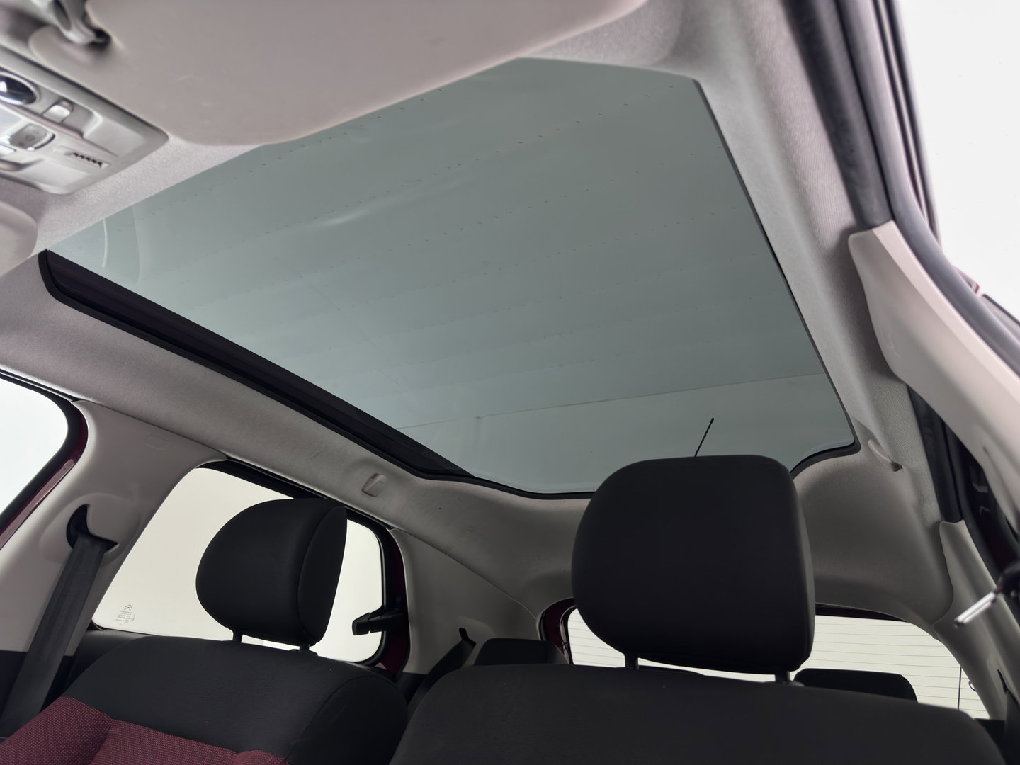 Citroën C4 Cactus 1.6 BlueHDi Business Plus *PANO | NAVI-FULLMAP | CAMERA | ECC | PRIVACY-GLASS | PDC | CRUISE | DAB+ | COMFORT-SEATS | TOWBAR*