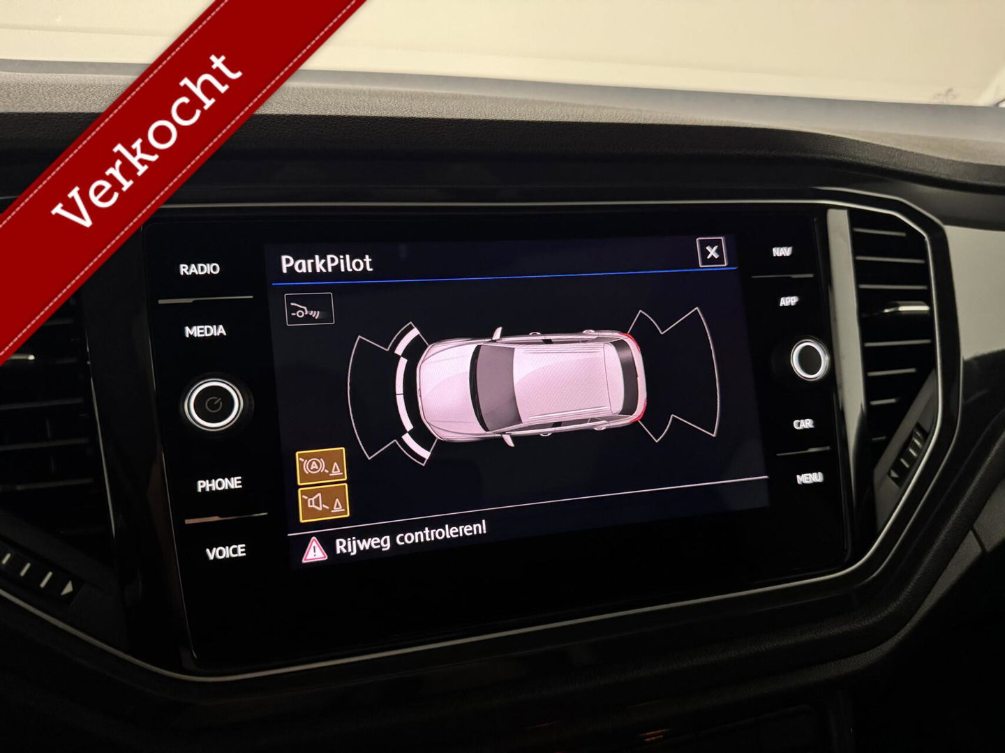 Volkswagen T-Roc 1.5 TSI Sport Pano Virtual Acc Carplay Navi NAP
