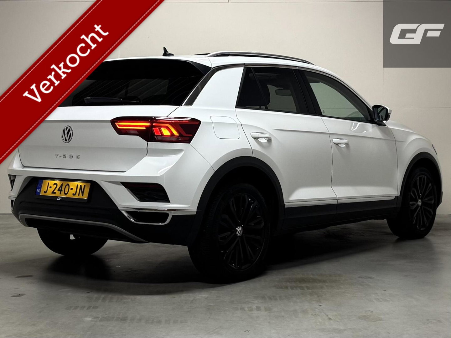 Volkswagen T-Roc 1.5 TSI Sport Pano Virtual Acc Carplay Navi NAP