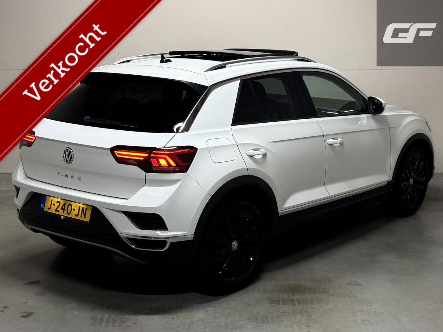 Volkswagen T-Roc 1.5 TSI Sport Pano Virtual Acc Carplay Navi NAP