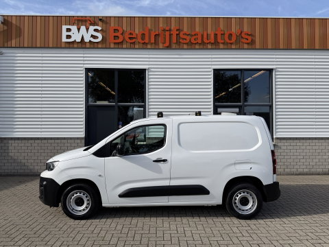 Peugeot Partner 1.5 BlueHDI 102pk Premium / vaste prijs rijklaar € 10.950 ex btw / 6 versnellingen / lease vanaf € 185 / trekhaak 1500 kg / dakdragers / airco / cruise / euro 6 / bpm vrij